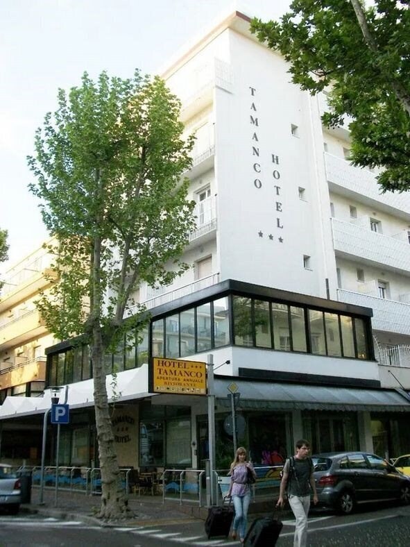 Fotografii Tamanco 3*